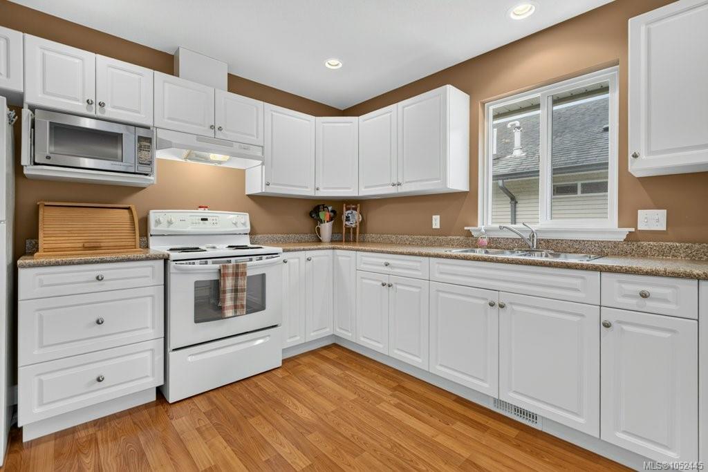 3303 Eighth St — listing photo 6 of 14