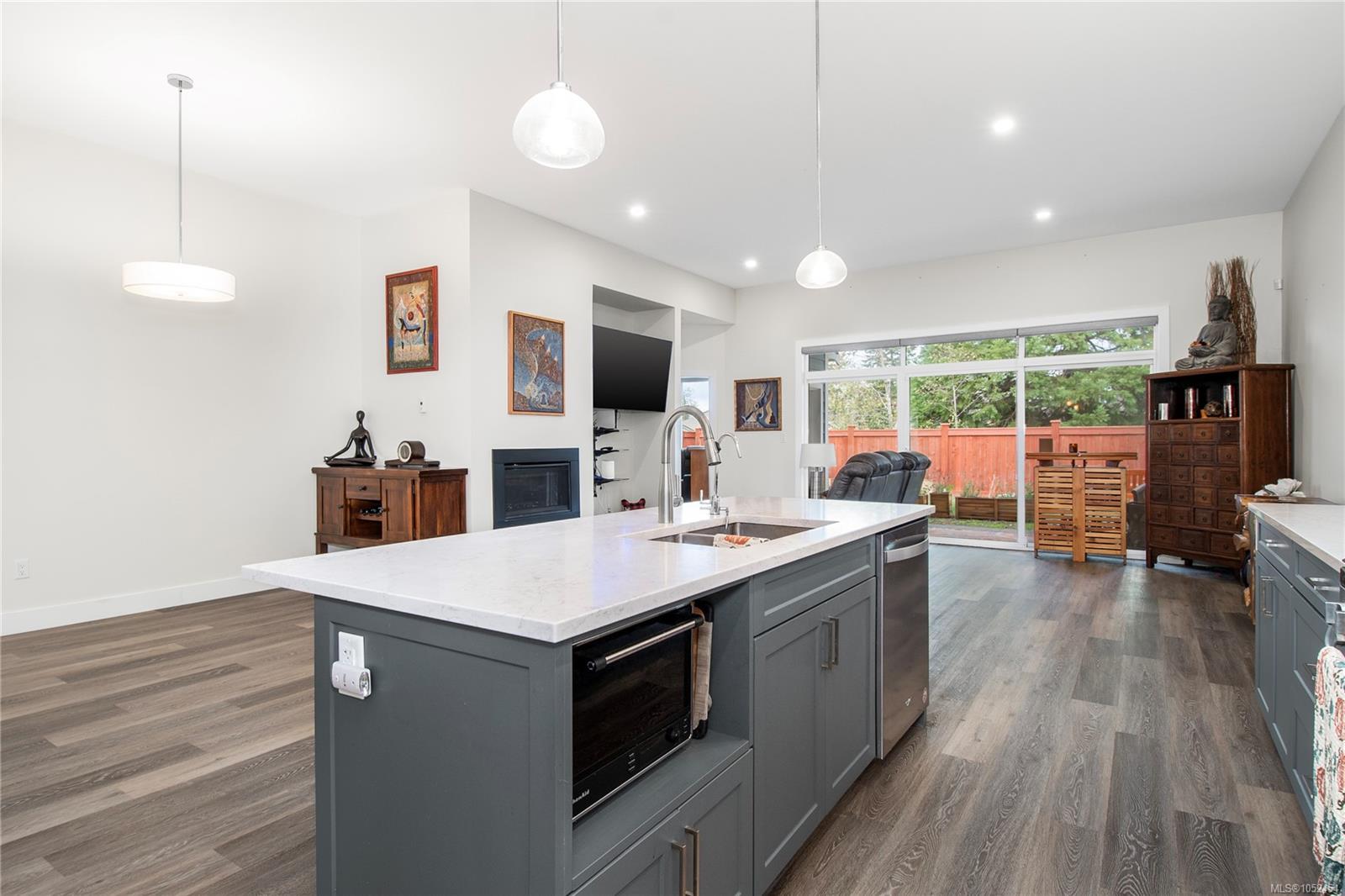 2-200 Nikola Rd — listing photo 7 of 37