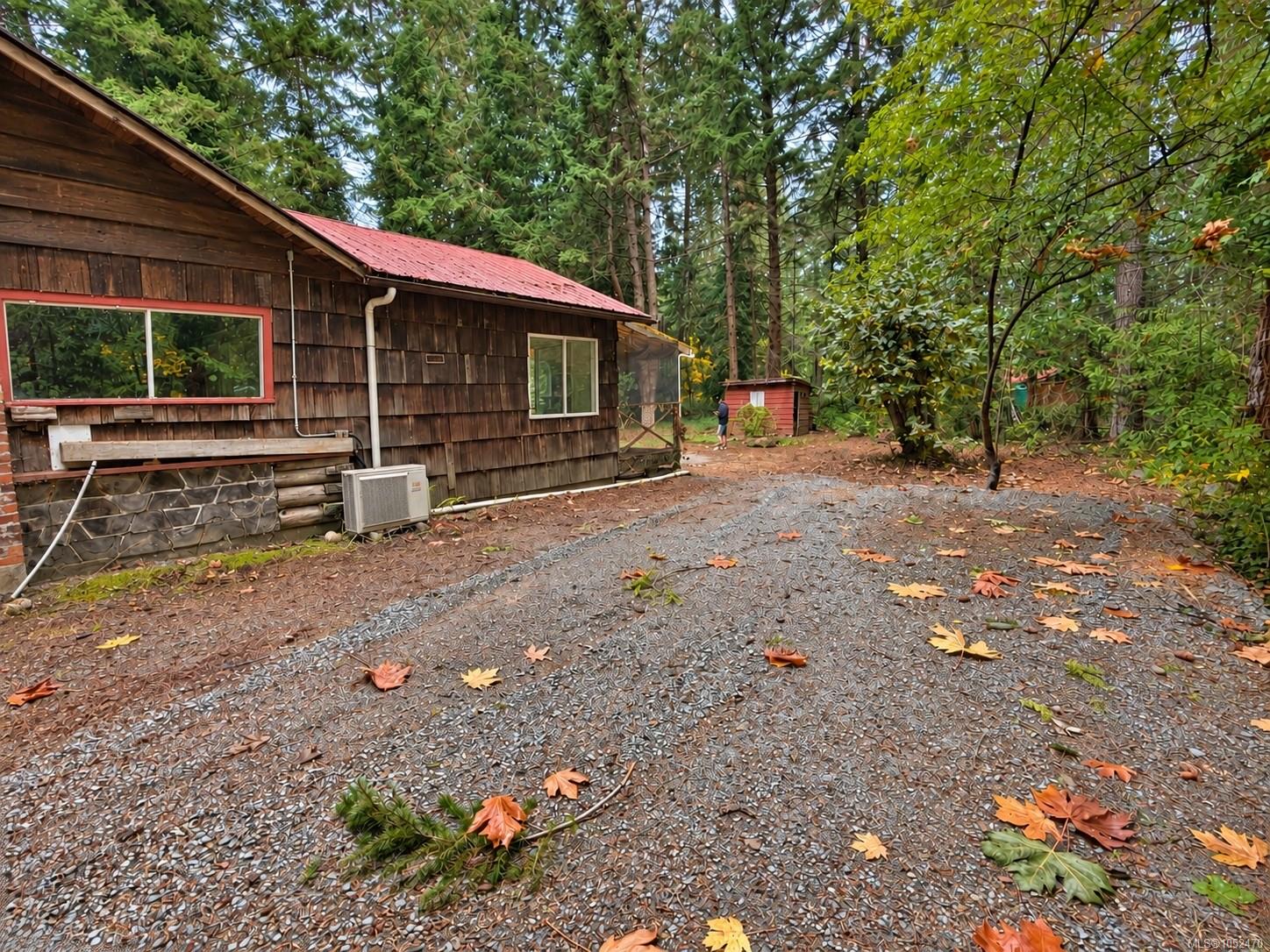 375 Decourcy Dr — listing photo 5 of 16