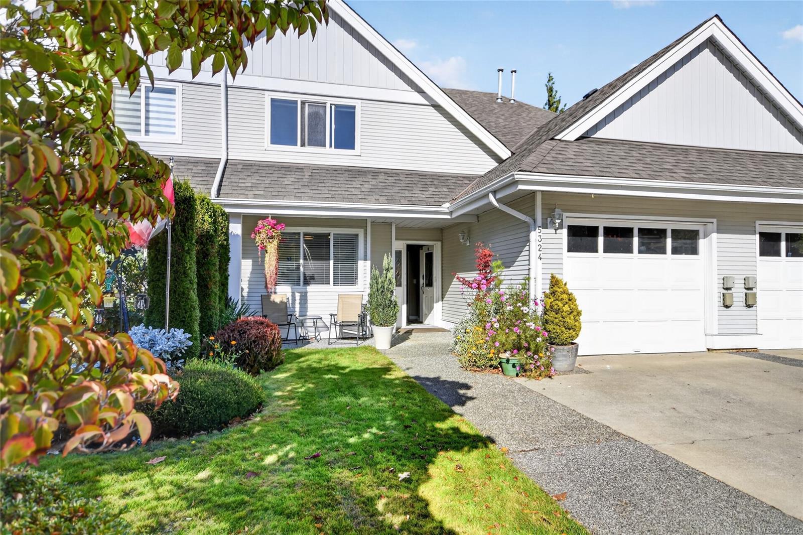 5324 Arbour Lane — listing photo 2 of 23