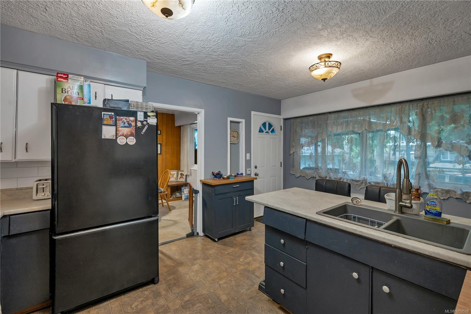 157 Seabreeze Dr — listing photo 10 of 51