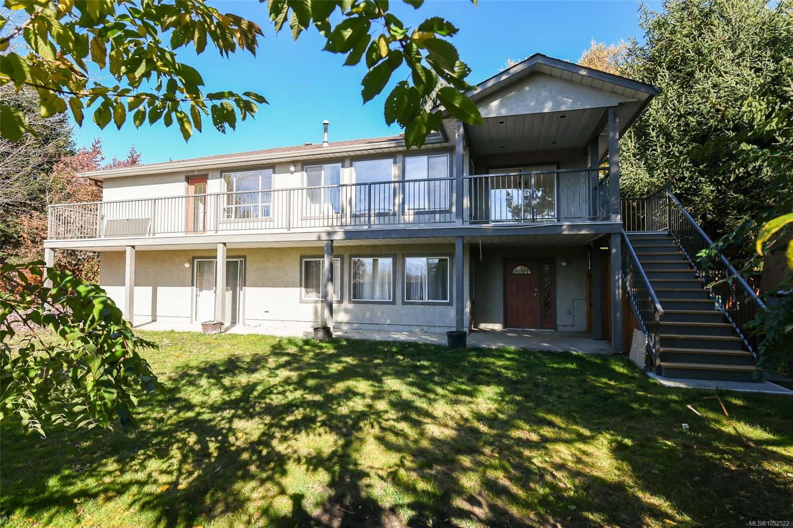 349 Durrand Pl — listing photo 5 of 44