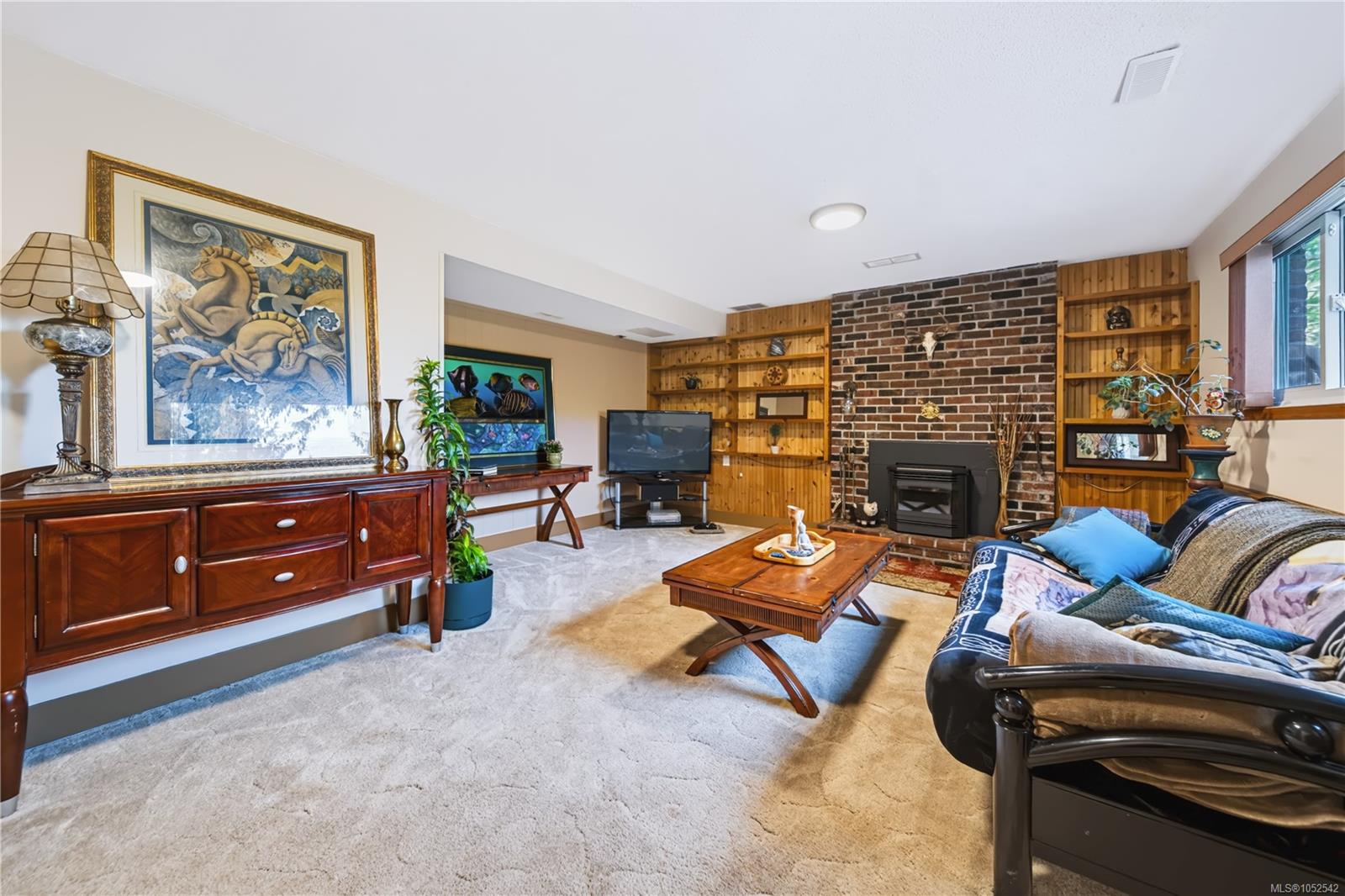 1927 Richardson Rd — listing photo 14 of 49