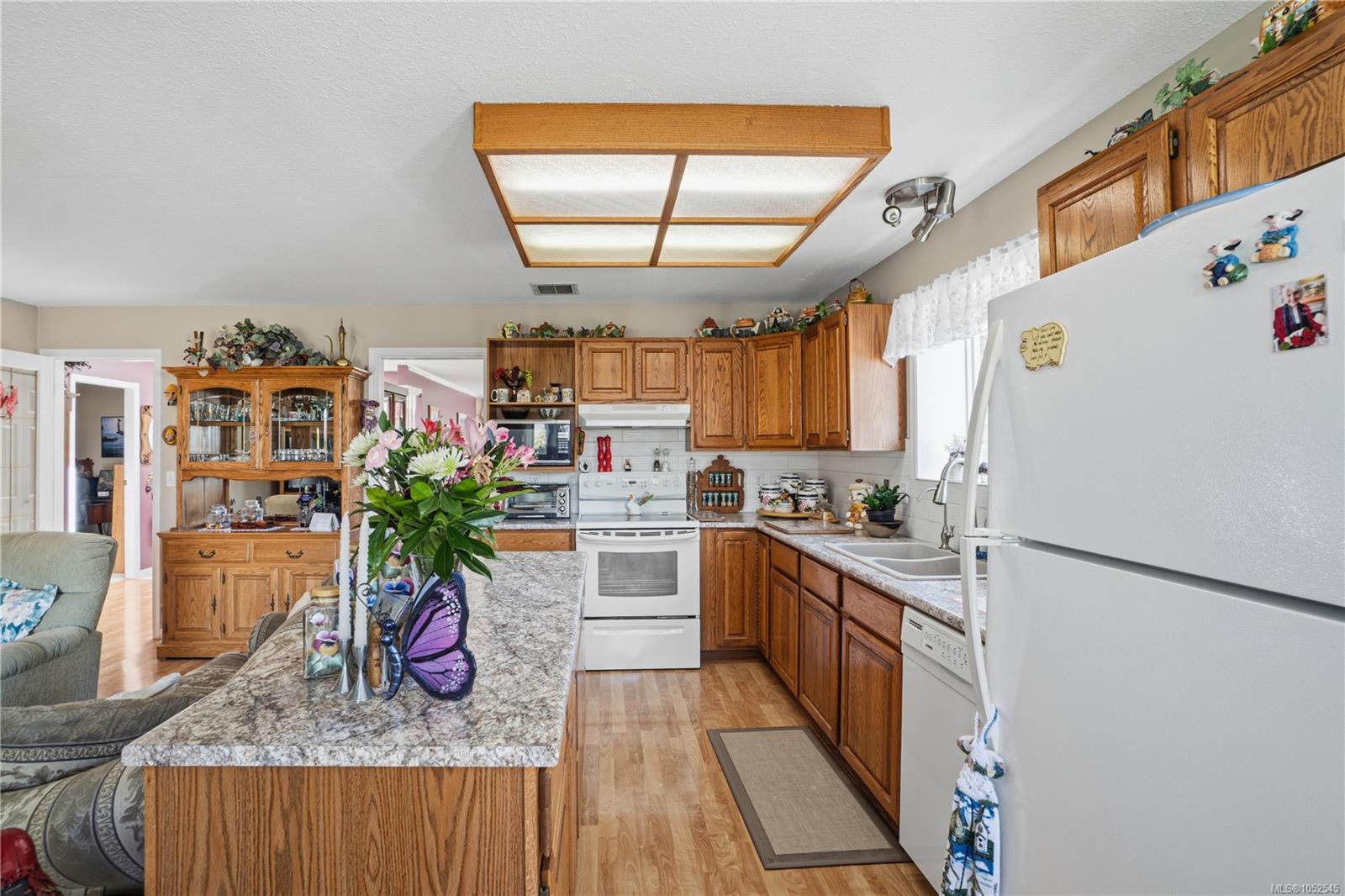 820 Drew Rd — listing photo 13 of 49