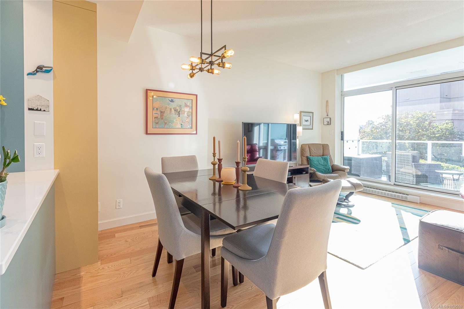 104-68 Songhees Rd — listing photo 12 of 49