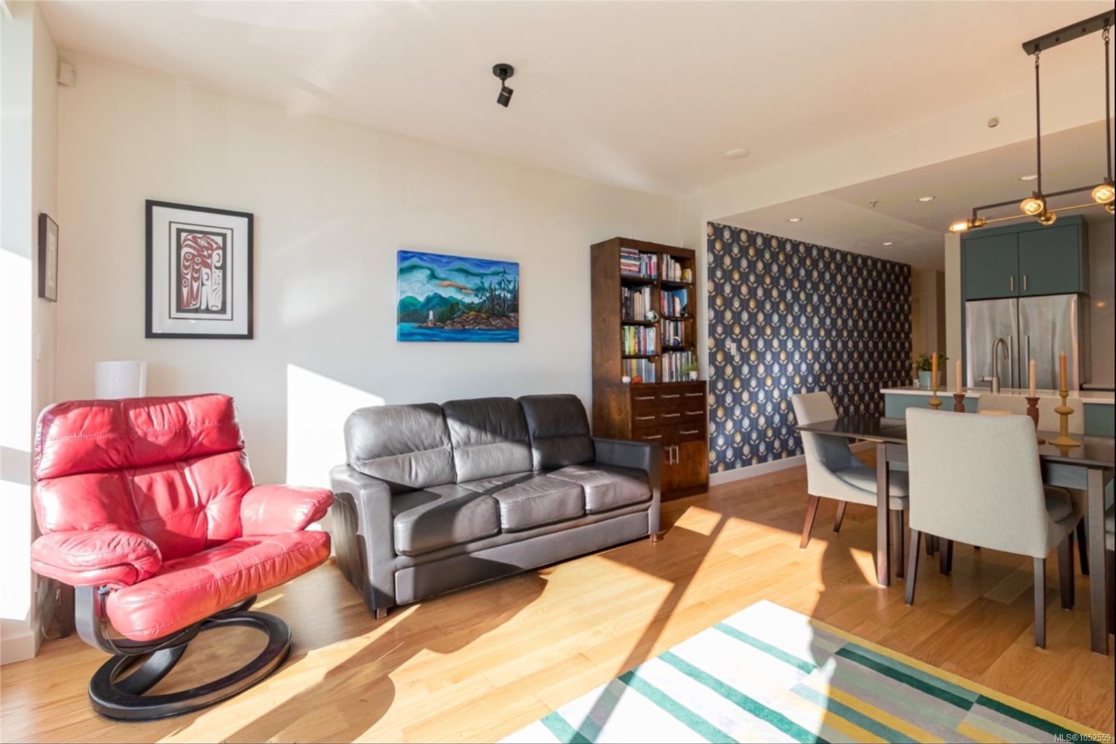 104-68 Songhees Rd — listing photo 7 of 49
