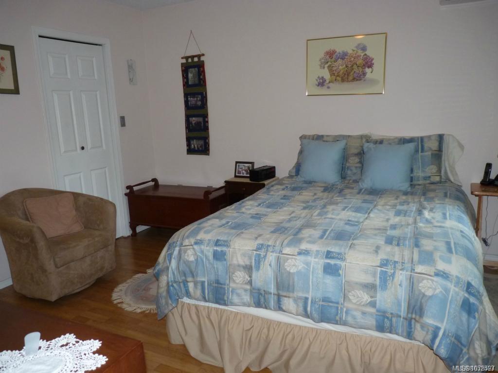 Photo 35