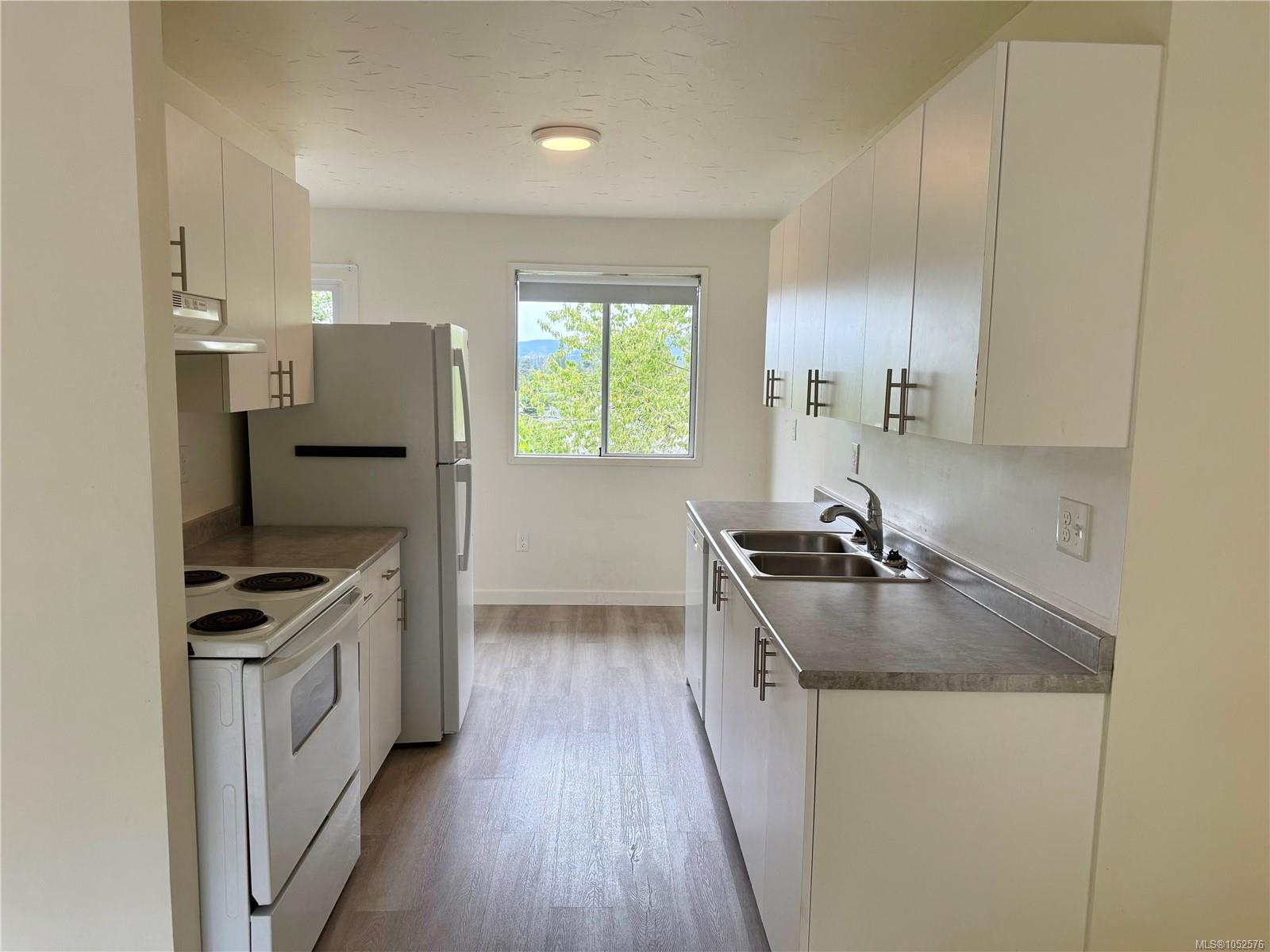 6185 Palahi Rd — listing photo 5 of 9