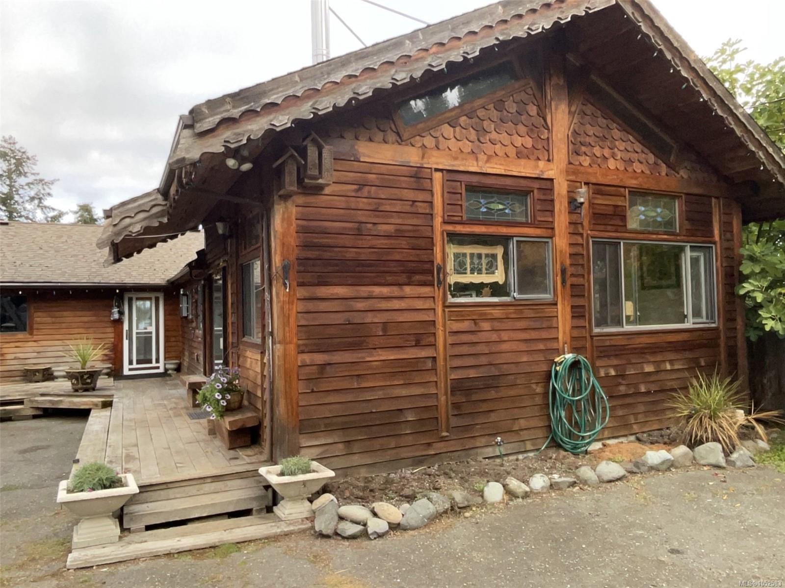 3875 Rumble Rd, Ladysmith