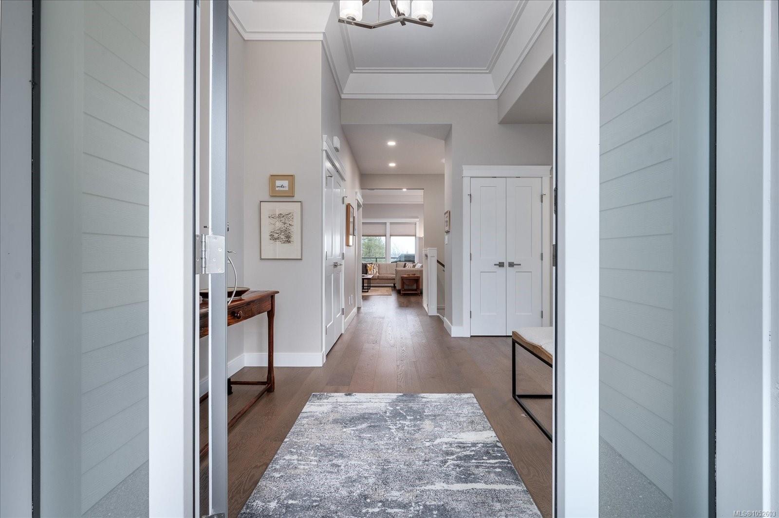 1348 Crown Isle Blvd — listing photo 5 of 69