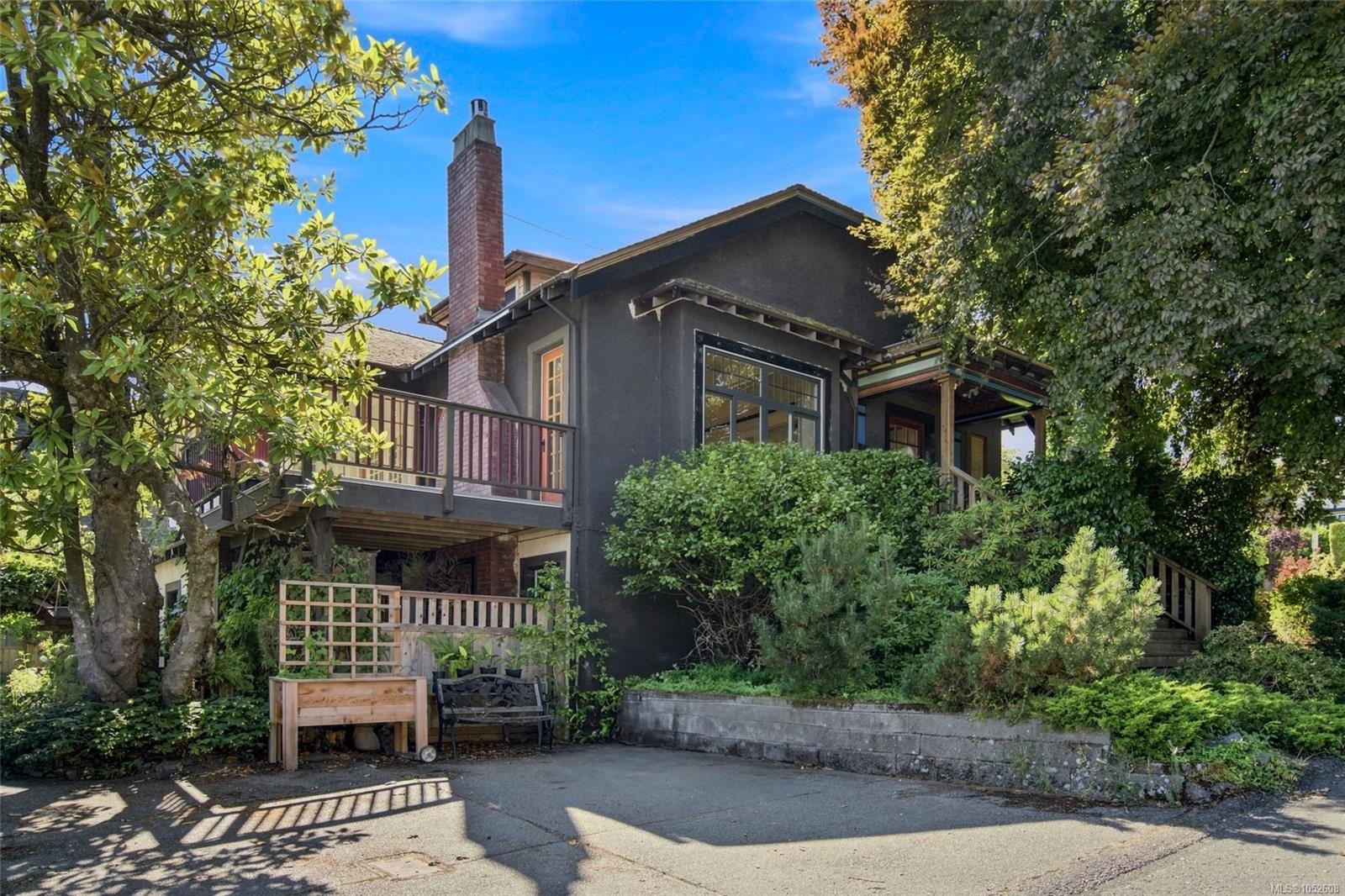 135 Townsite Rd — listing photo 4 of 57