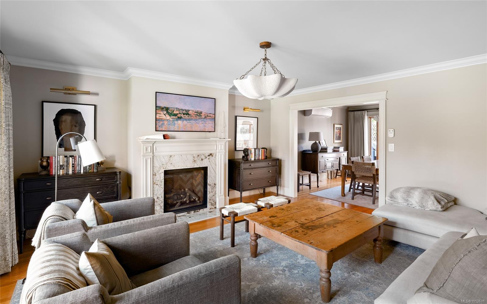 964 Newport Ave — listing photo 7 of 47