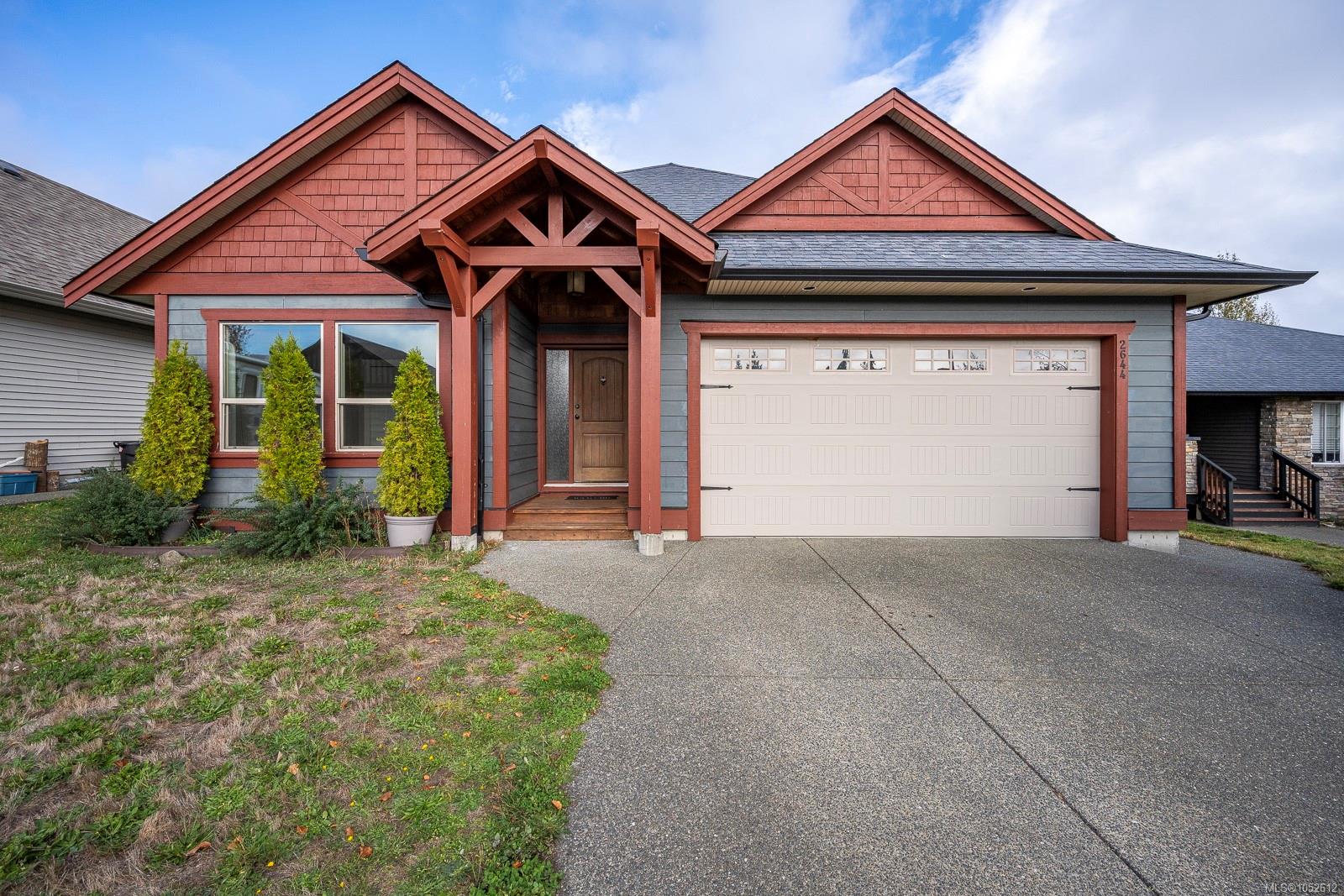 2644 Kendal Ave — listing photo 2 of 98