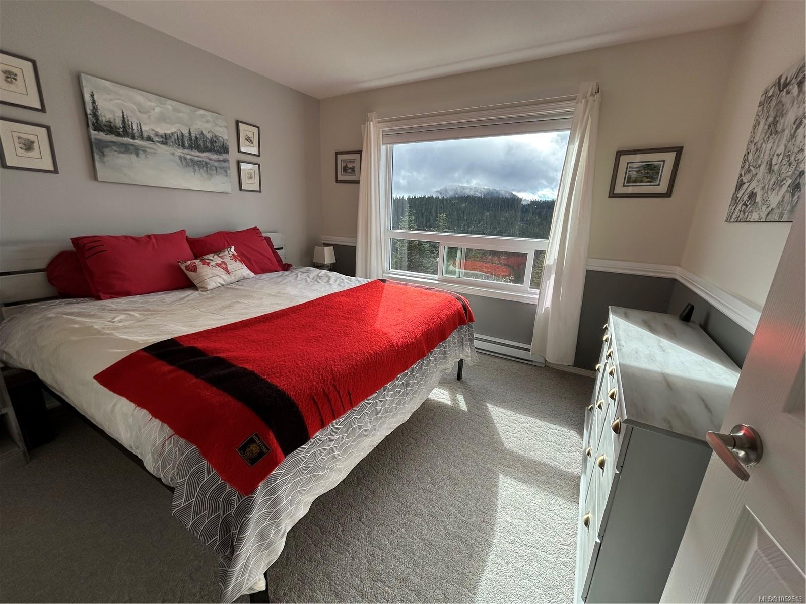 204-1105 Henry Rd — listing photo 5 of 5