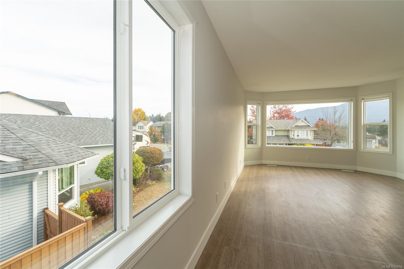 5141 Kaitlyns Way — listing photo 11 of 61