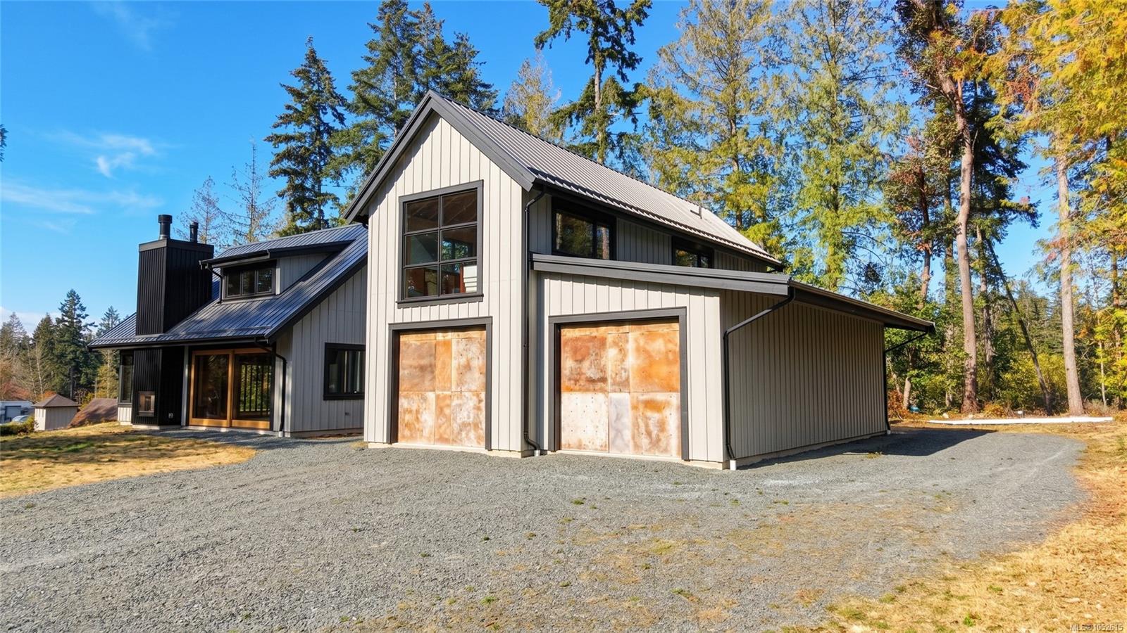 1195 Evergreen Way — listing photo 14 of 19