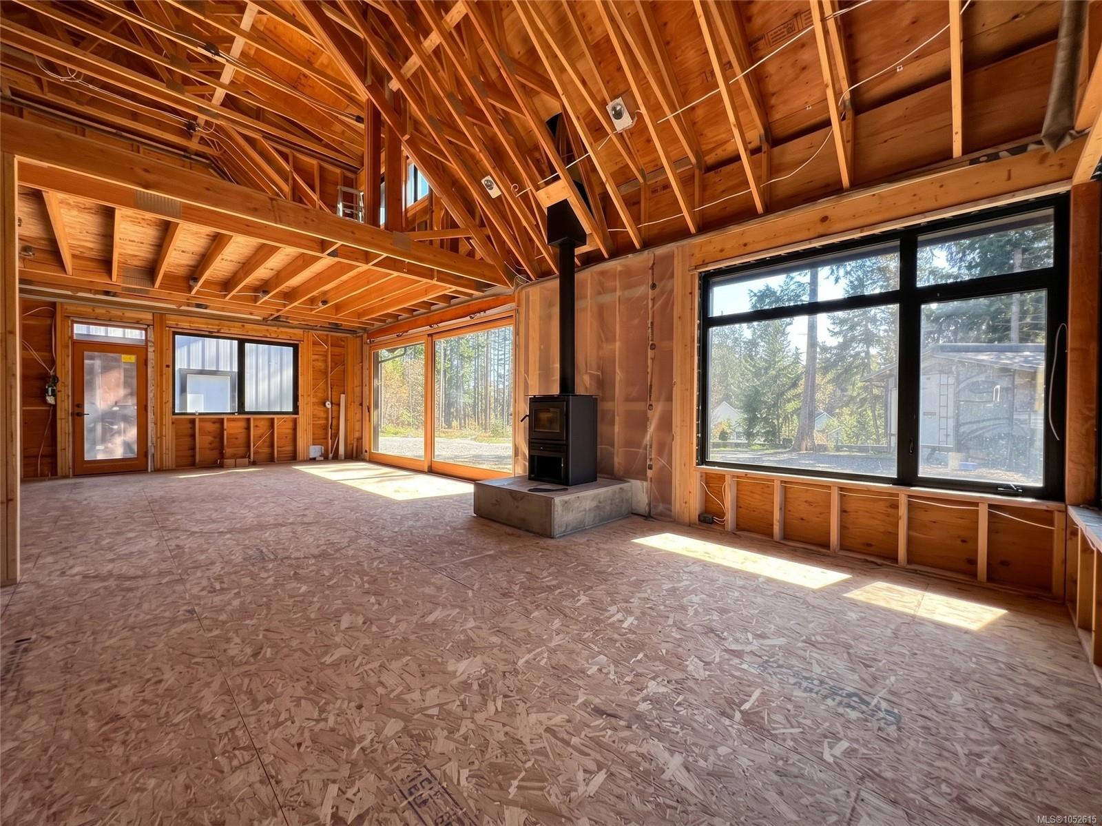 1195 Evergreen Way — listing photo 8 of 19