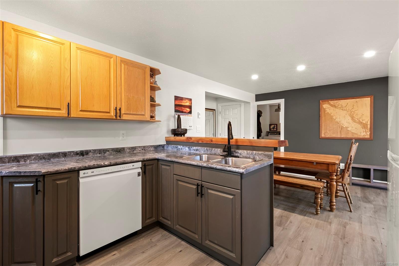 770 Knight Rd — listing photo 12 of 42