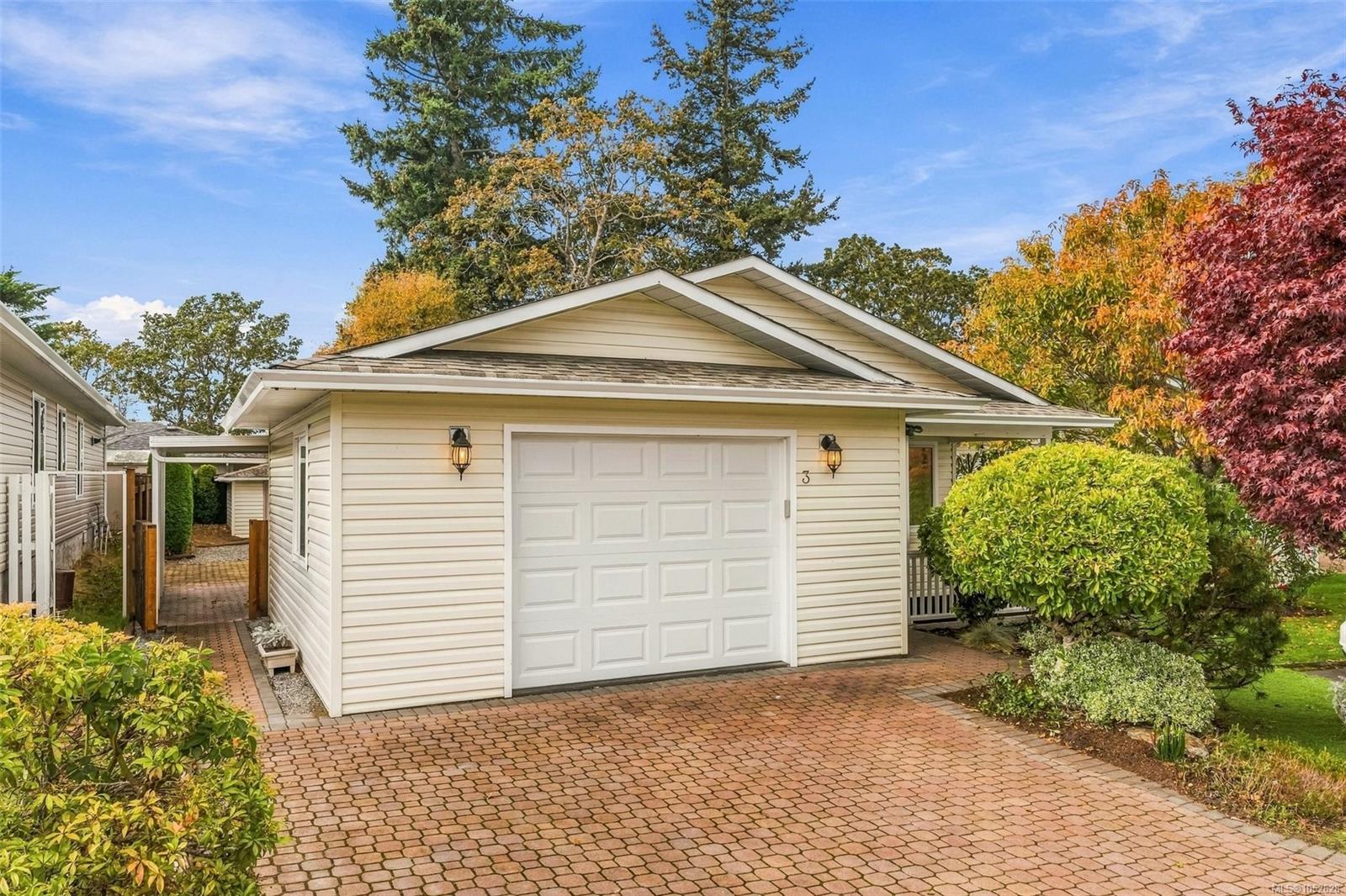 3 Eagle Lane, View Royal