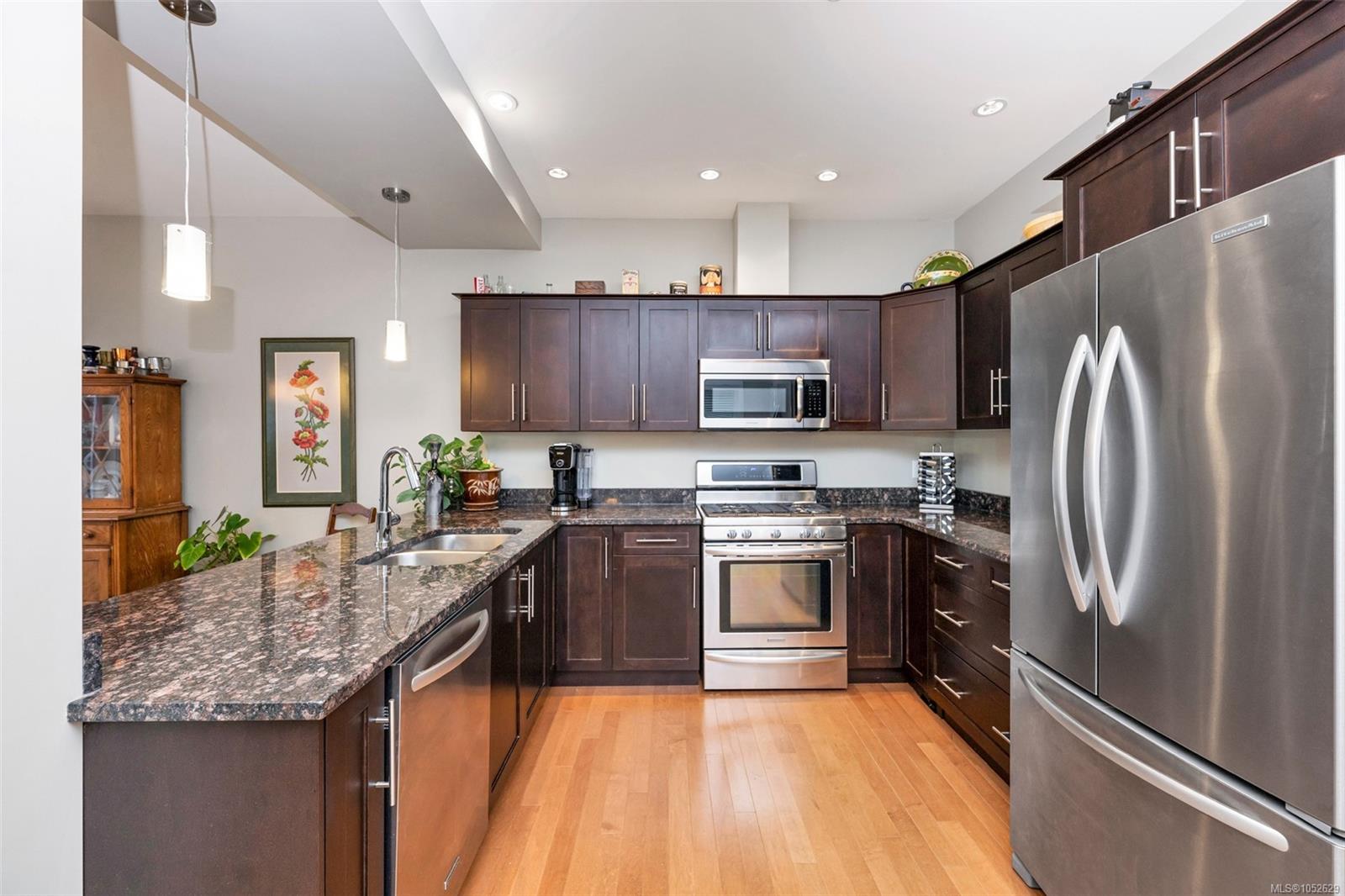 37-2319 Chilco Rd — listing photo 11 of 41