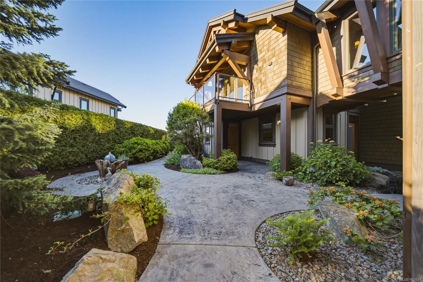 5025 Hinrich View — listing photo 12 of 98