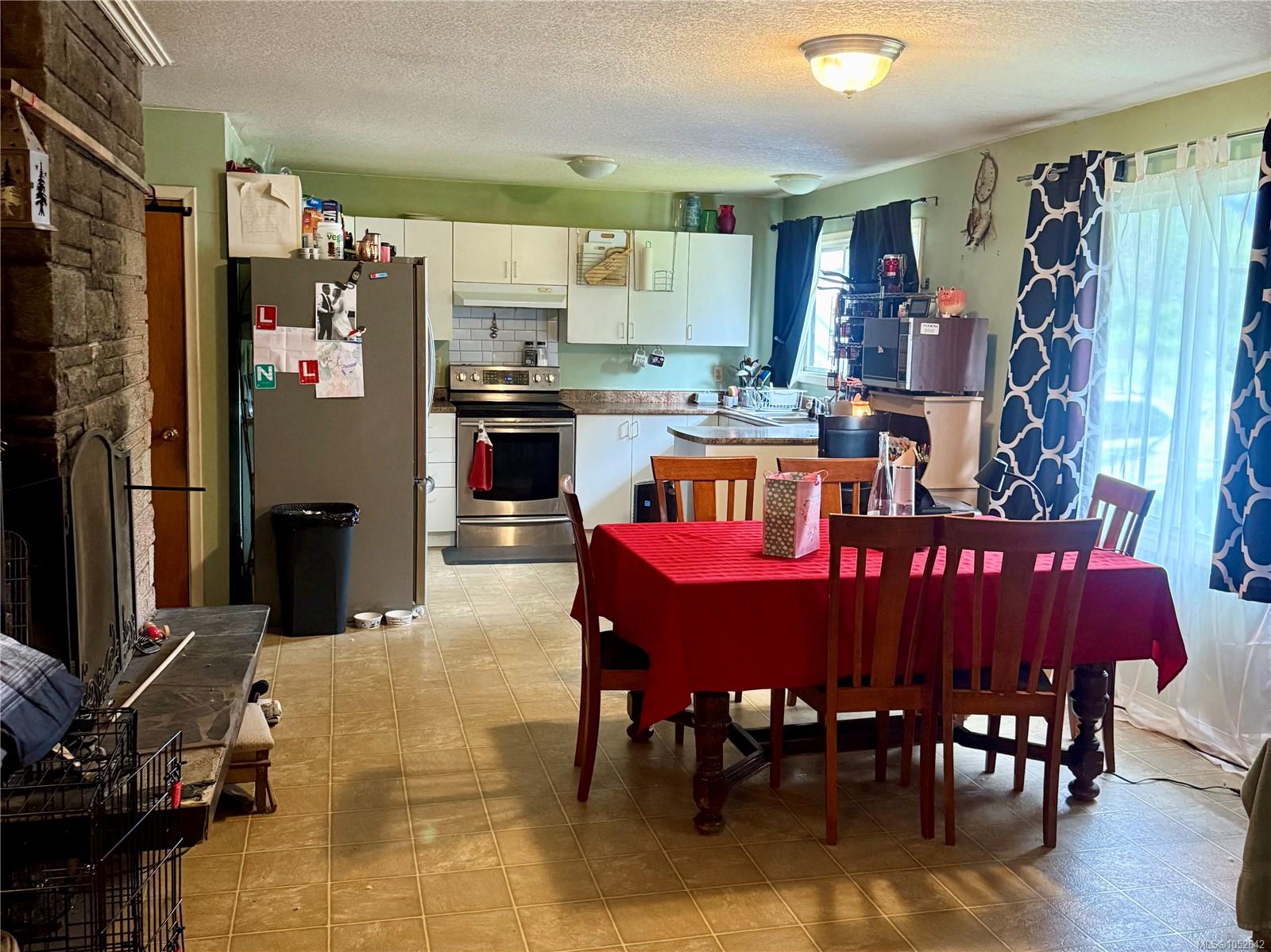 6080 Stuart Ave — listing photo 5 of 6