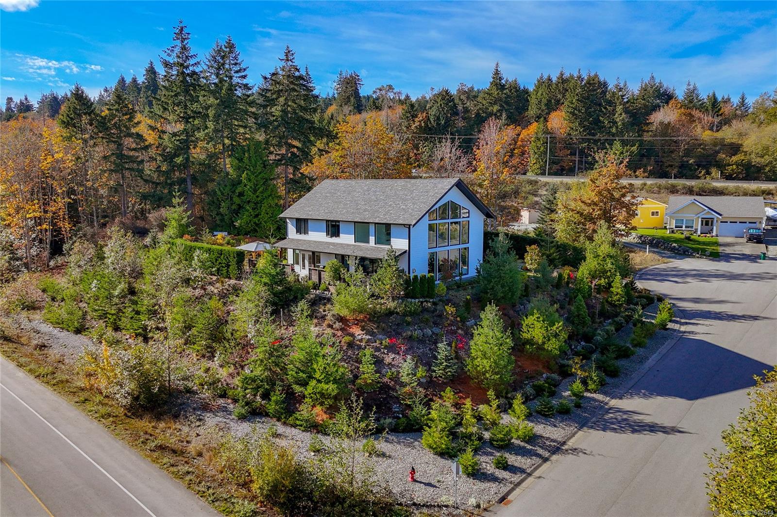 672 Mill Bay Pl — listing photo 5 of 65