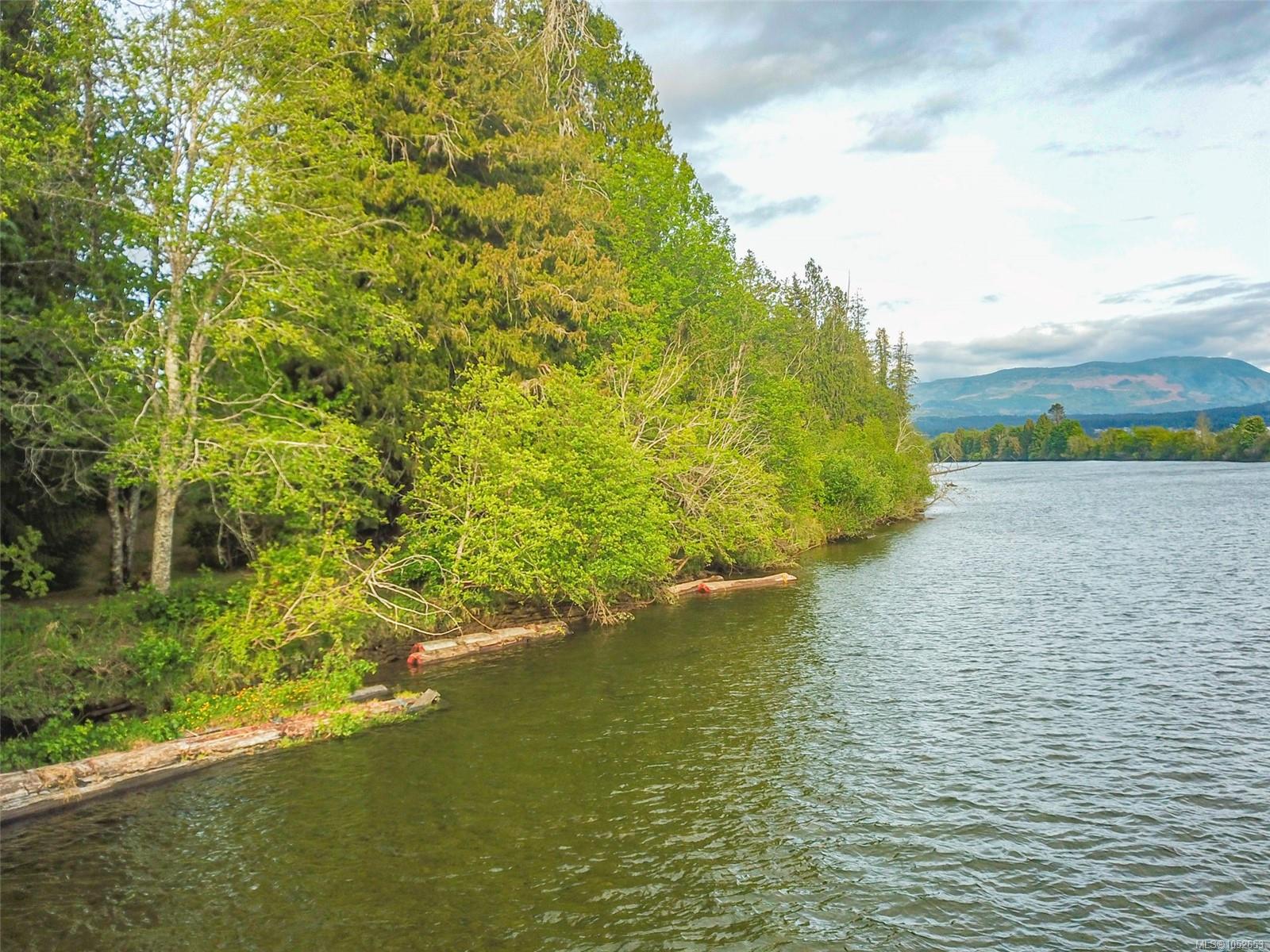 5859 River Rd — listing photo 6 of 8
