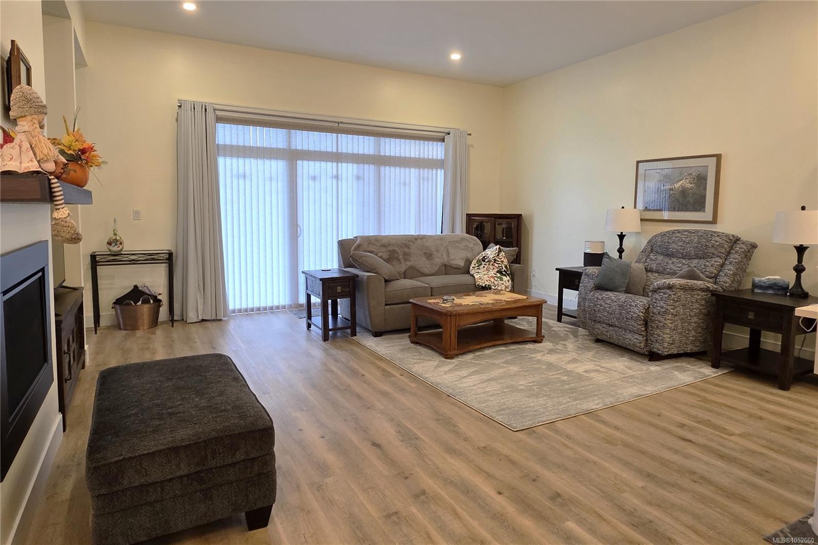 4-200 Nikola Rd — listing photo 4 of 42