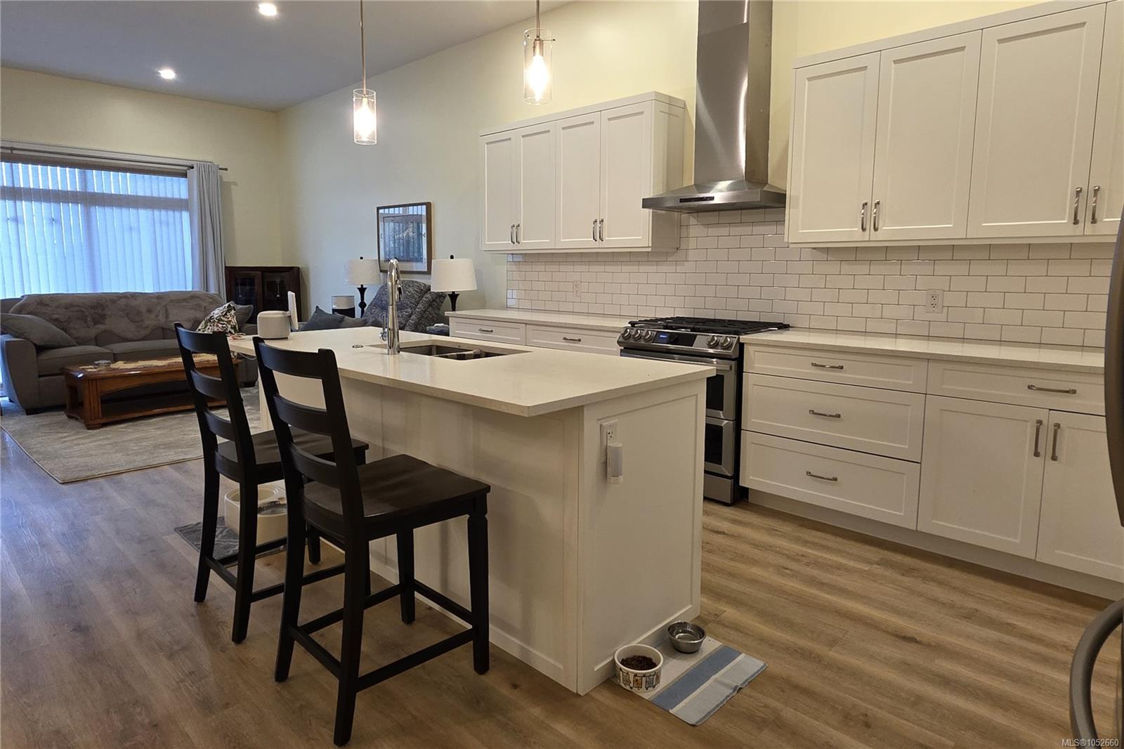 4-200 Nikola Rd — listing photo 9 of 42