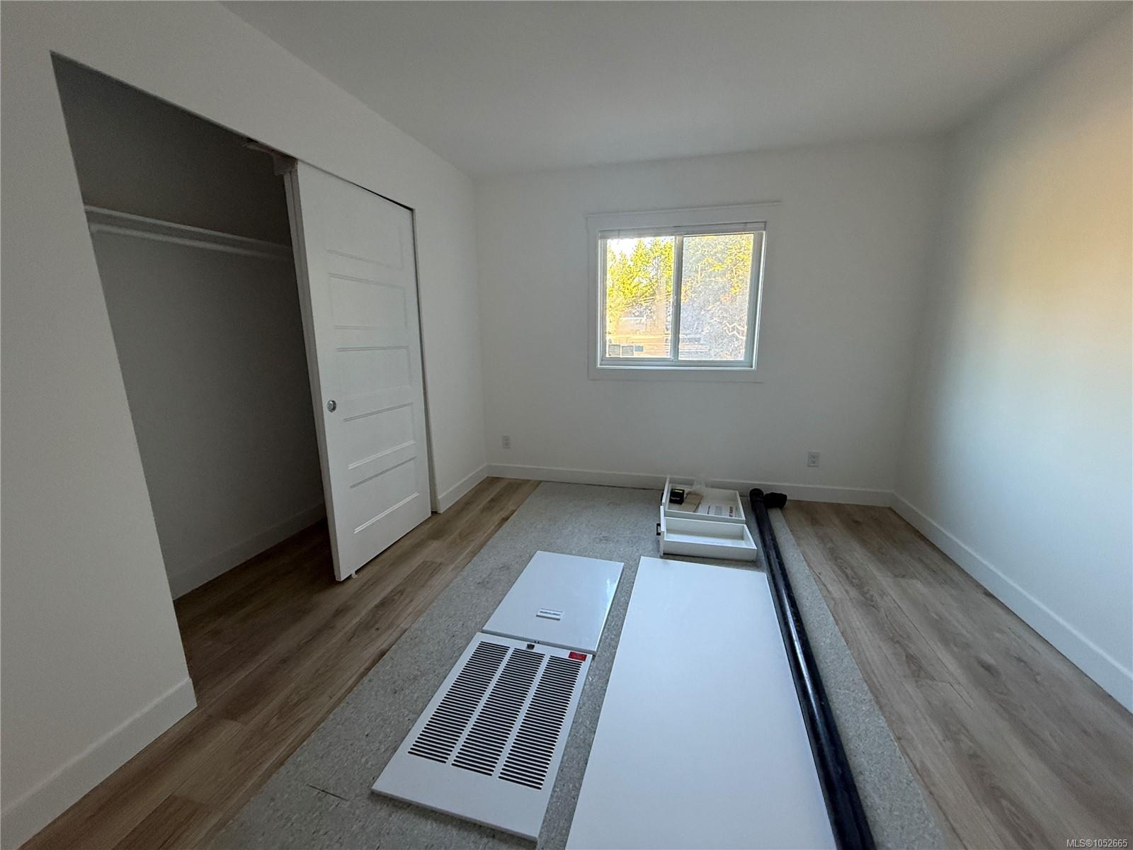 1-731 Marine Dr — listing photo 6 of 8