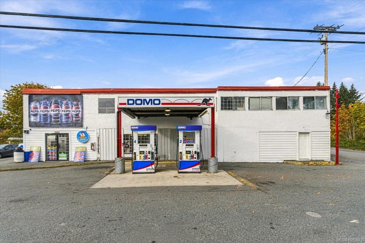3225 Trans Canada Hwy — listing photo 2 of 17