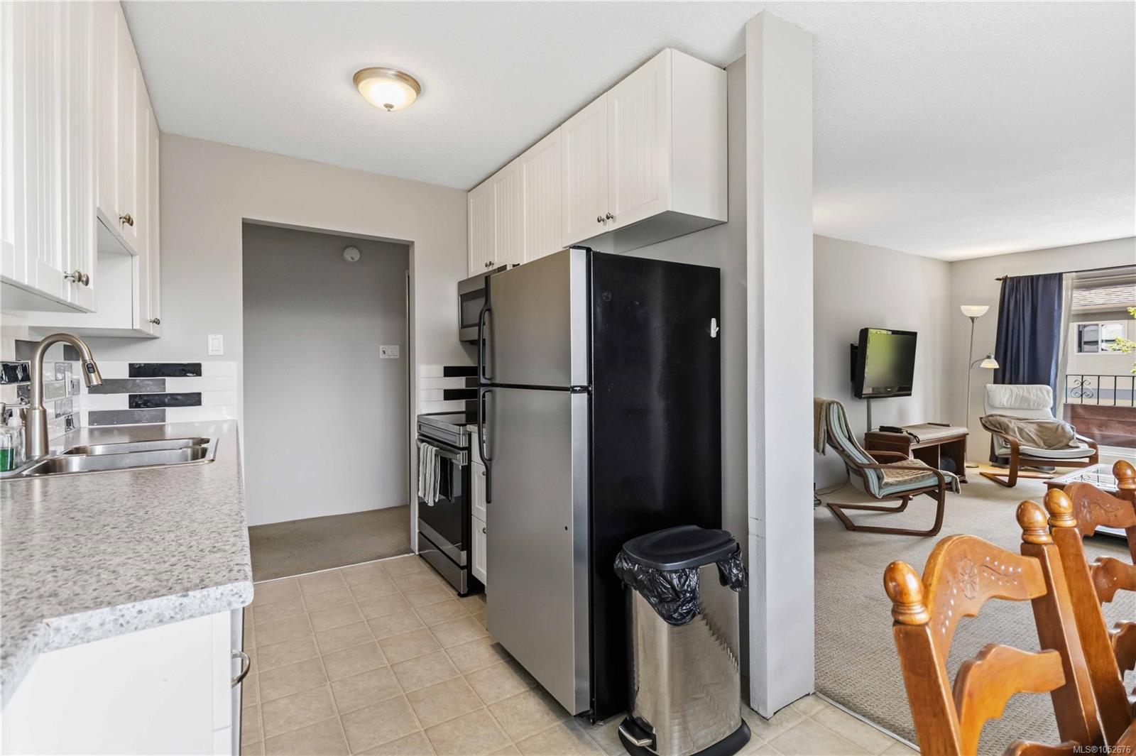 401-1571 Mortimer St — listing photo 14 of 31