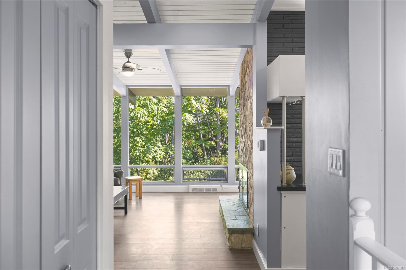830 Beach Dr — listing photo 5 of 58