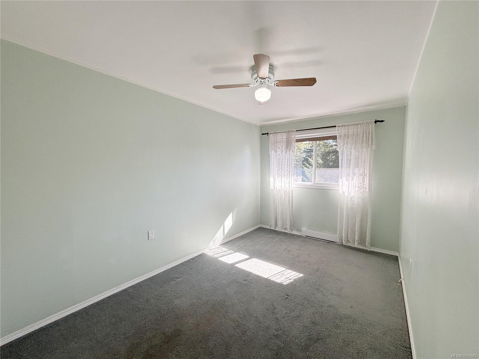 382 Chamiss Cres — listing photo 13 of 34