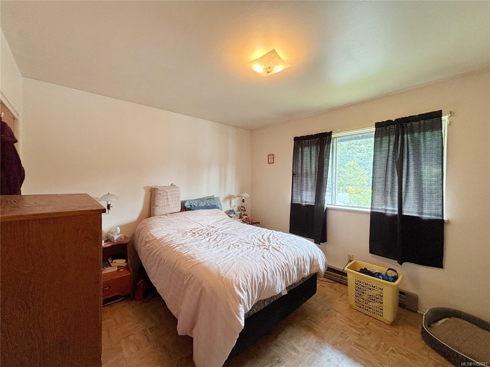 410 Nootka Dr — listing photo 8 of 26