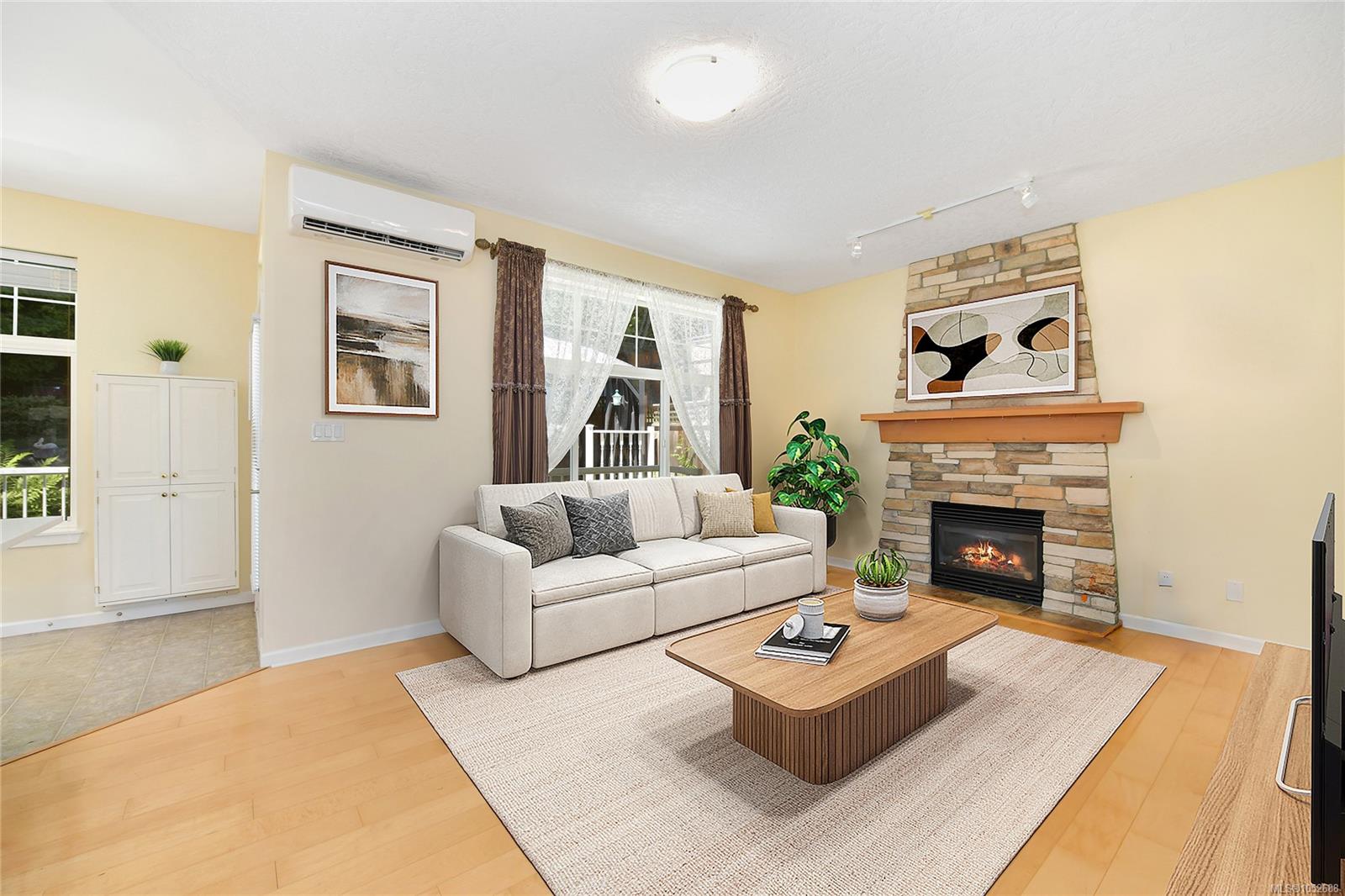 6466 WILLOWPARK Way — listing photo 4 of 66