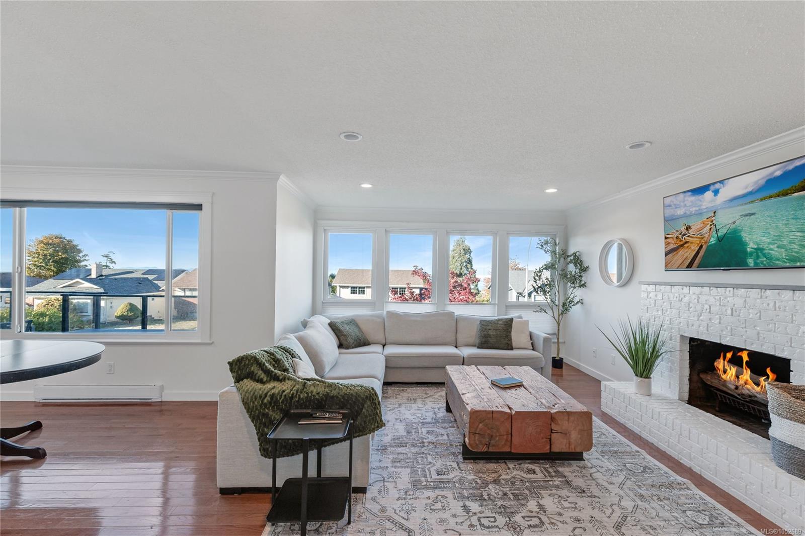 419 Sealion Pl — listing photo 6 of 44