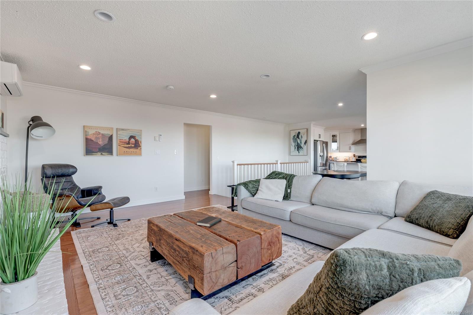 419 Sealion Pl — listing photo 7 of 44