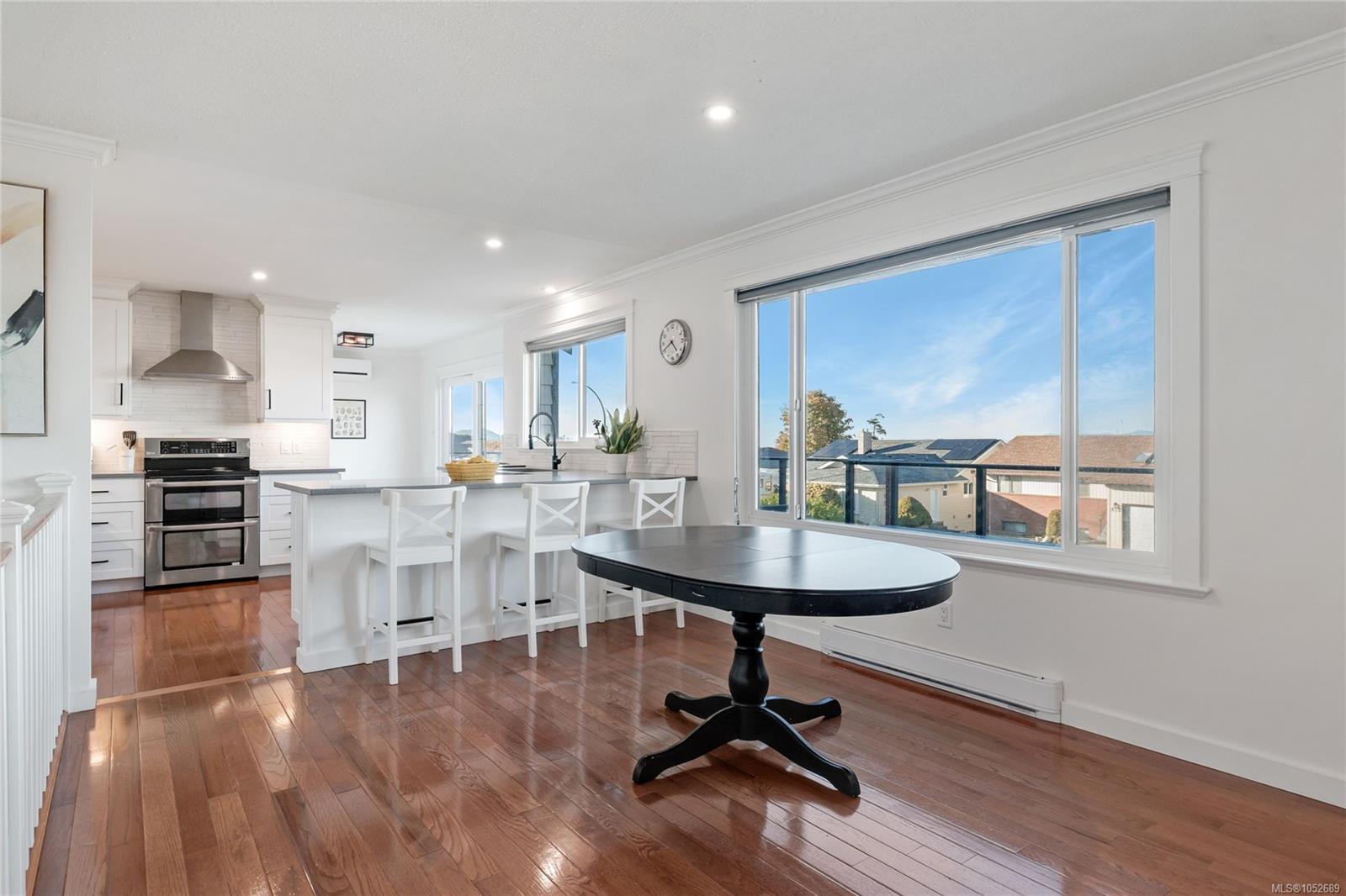 419 Sealion Pl — listing photo 10 of 44