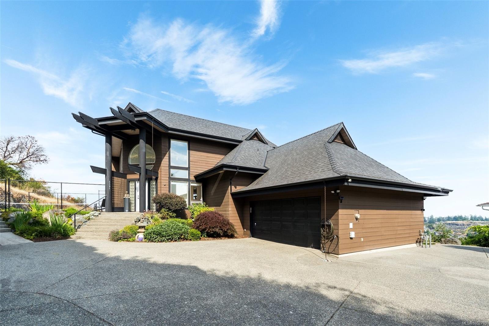 3392 Haida Dr — listing photo 7 of 93