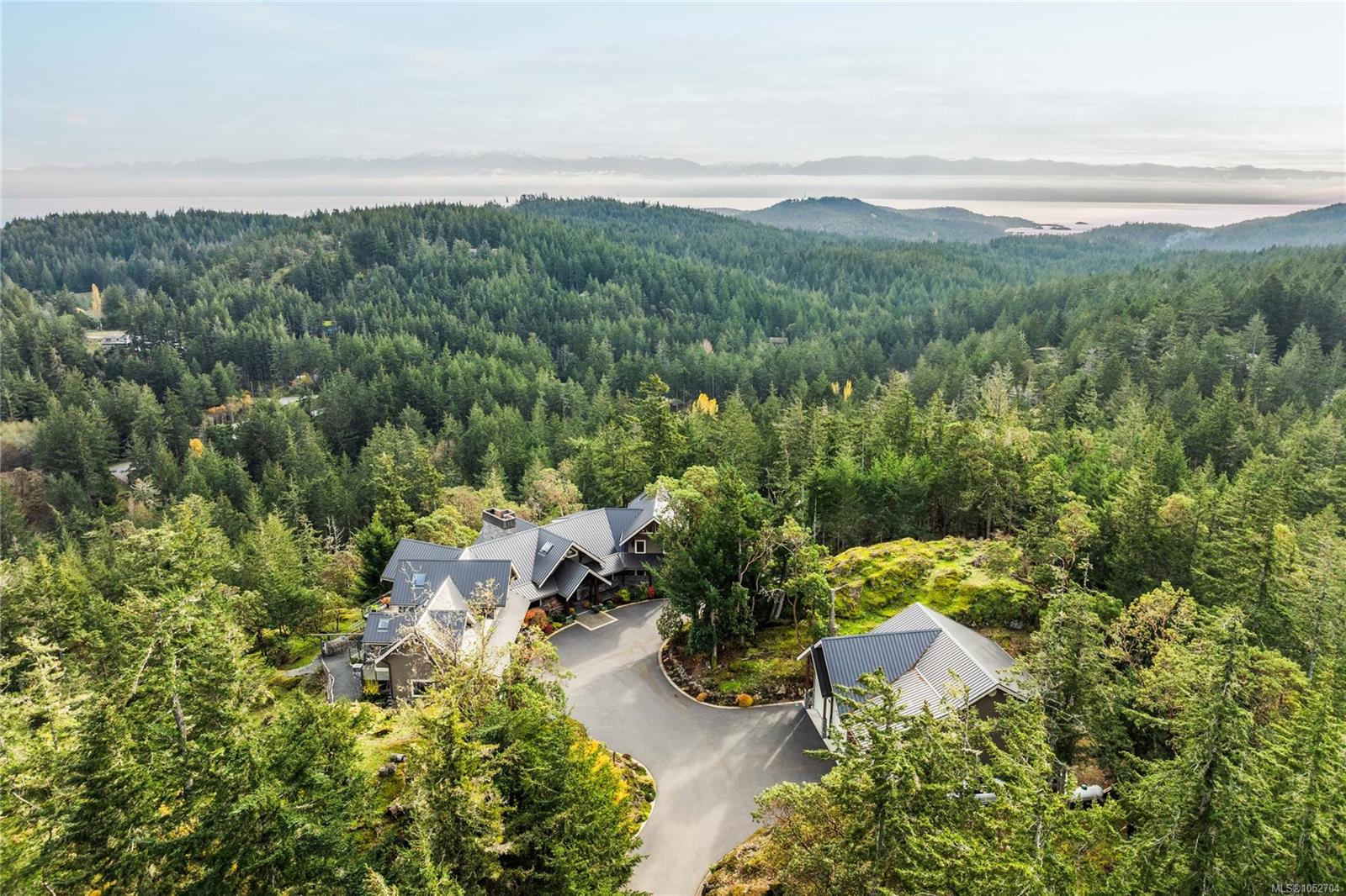 4809 Eales Rd — listing photo 2 of 97