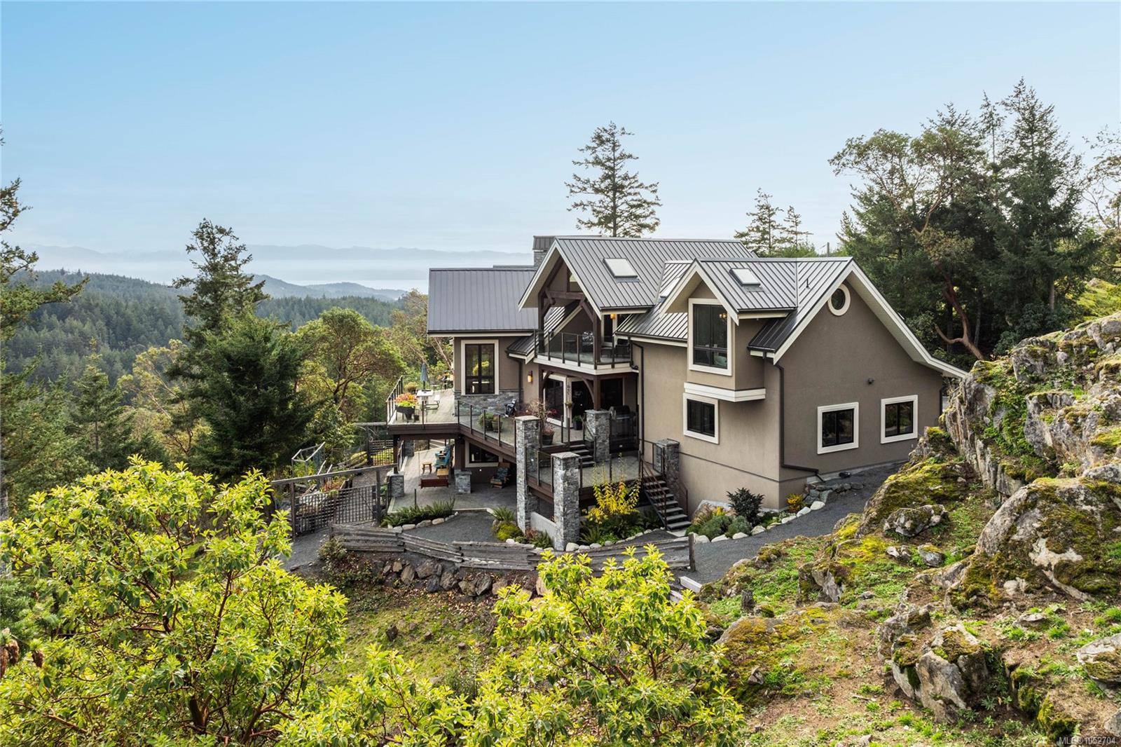 4809 Eales Rd — listing photo 10 of 97