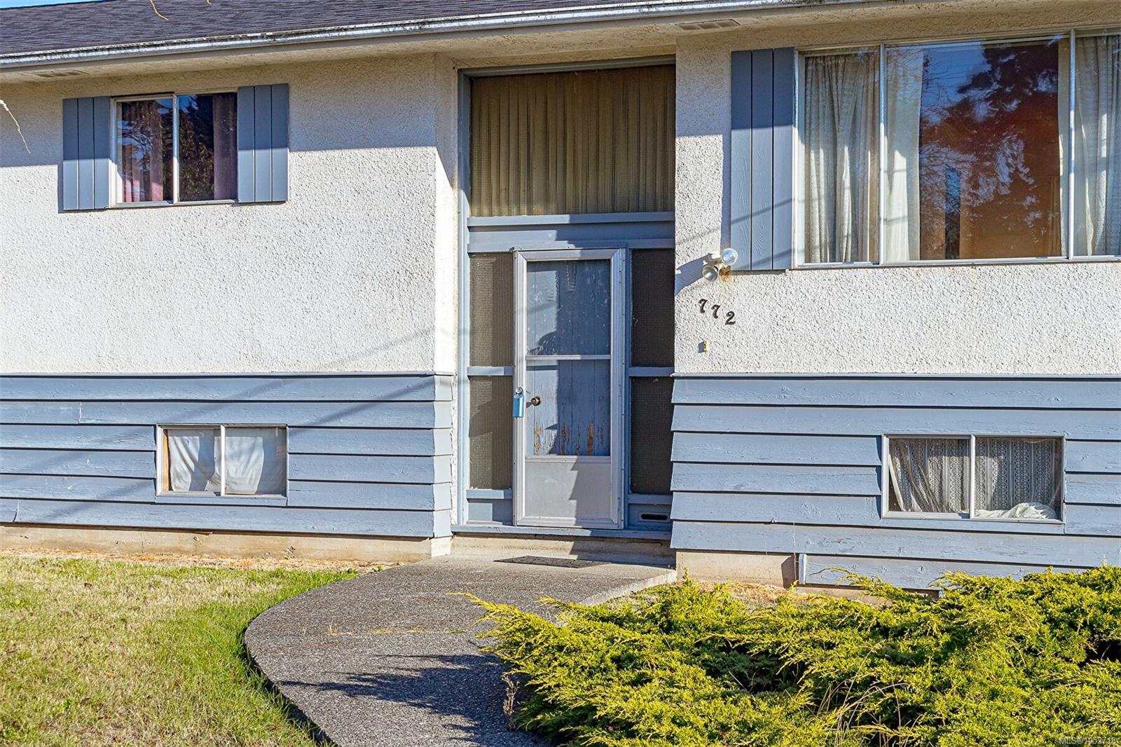 772 Revilo Pl — listing photo 4 of 35