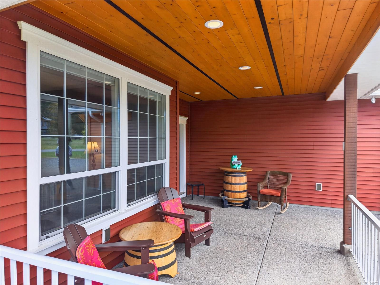 3630 Eagleview Dr — listing photo 7 of 47