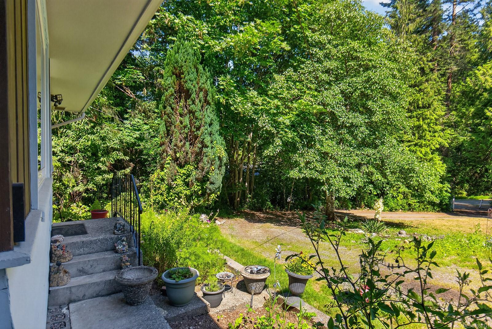 5280 Koksilah Rd — listing photo 5 of 18