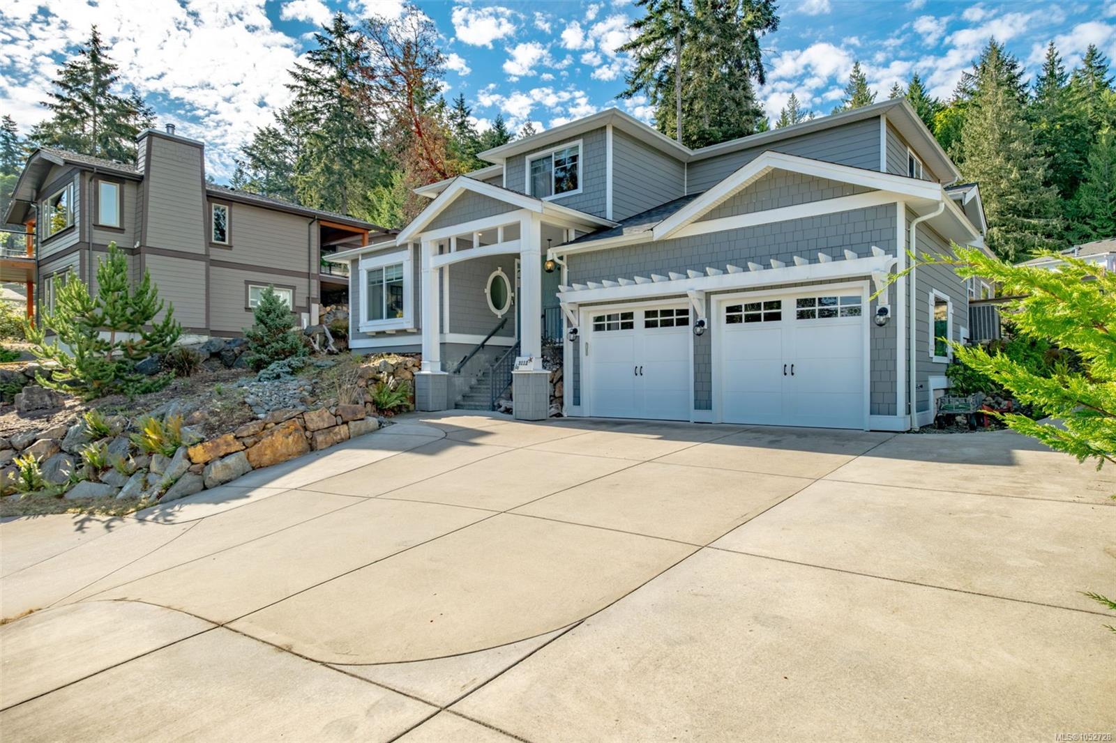 3112 Dolphin Dr — listing photo 7 of 36