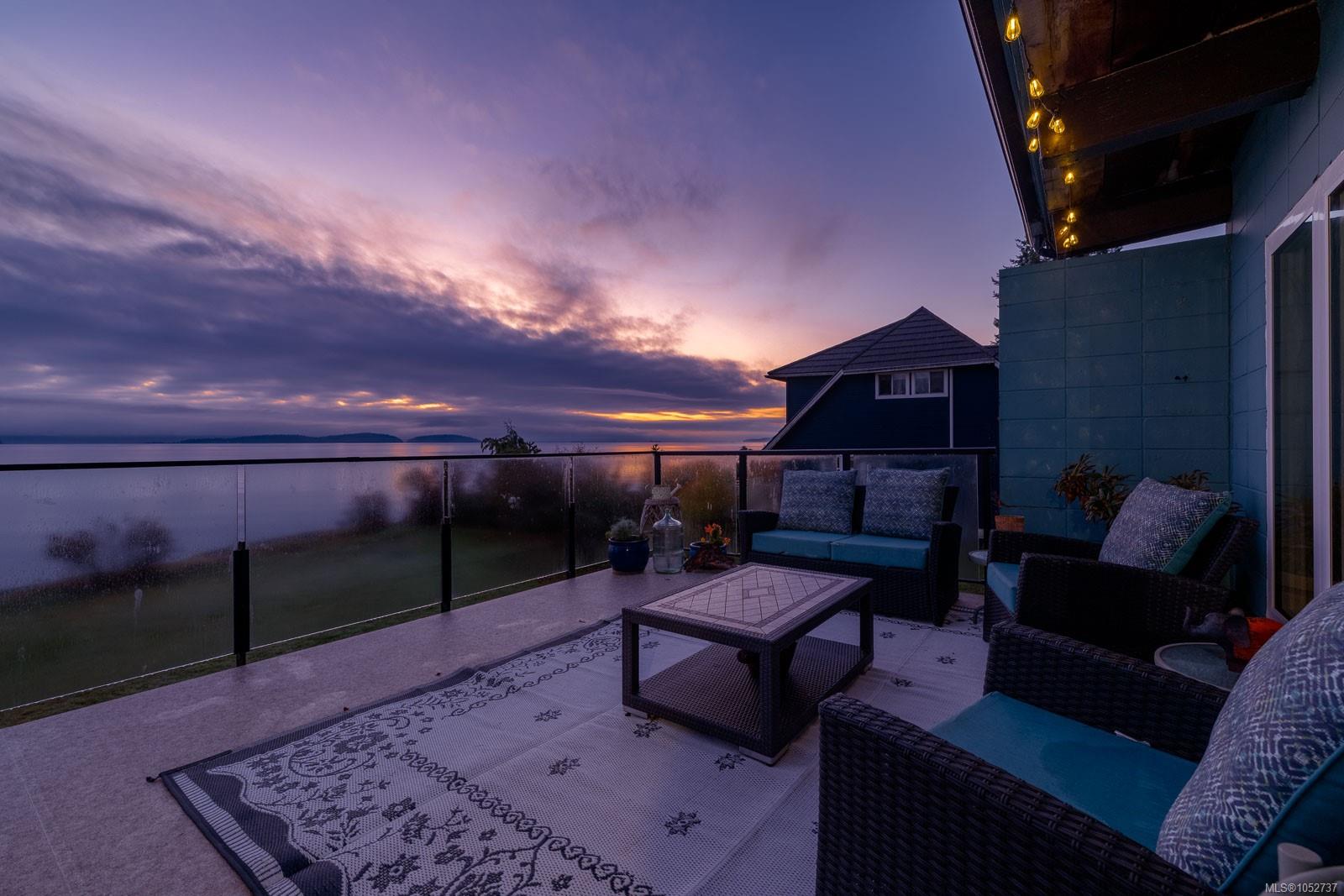 2560 Pylades Dr — listing photo 4 of 82