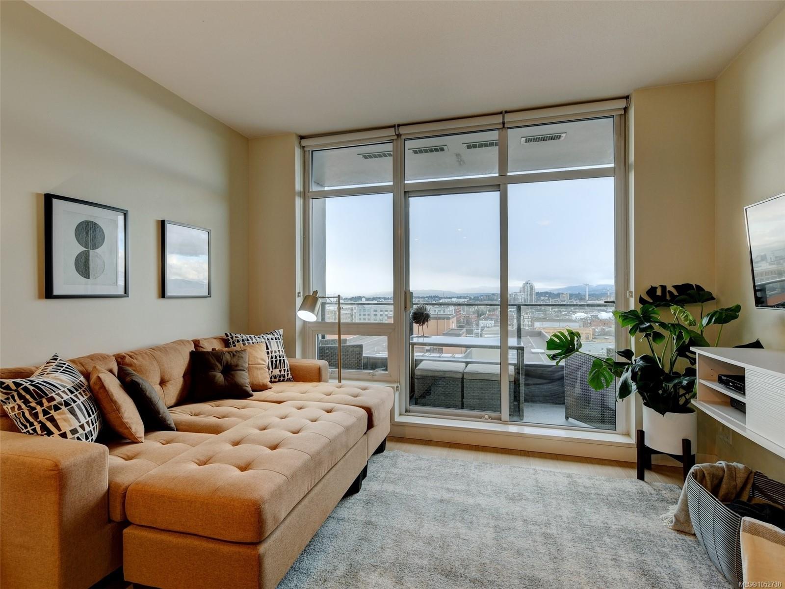 1010-728 Yates St — listing photo 5 of 46
