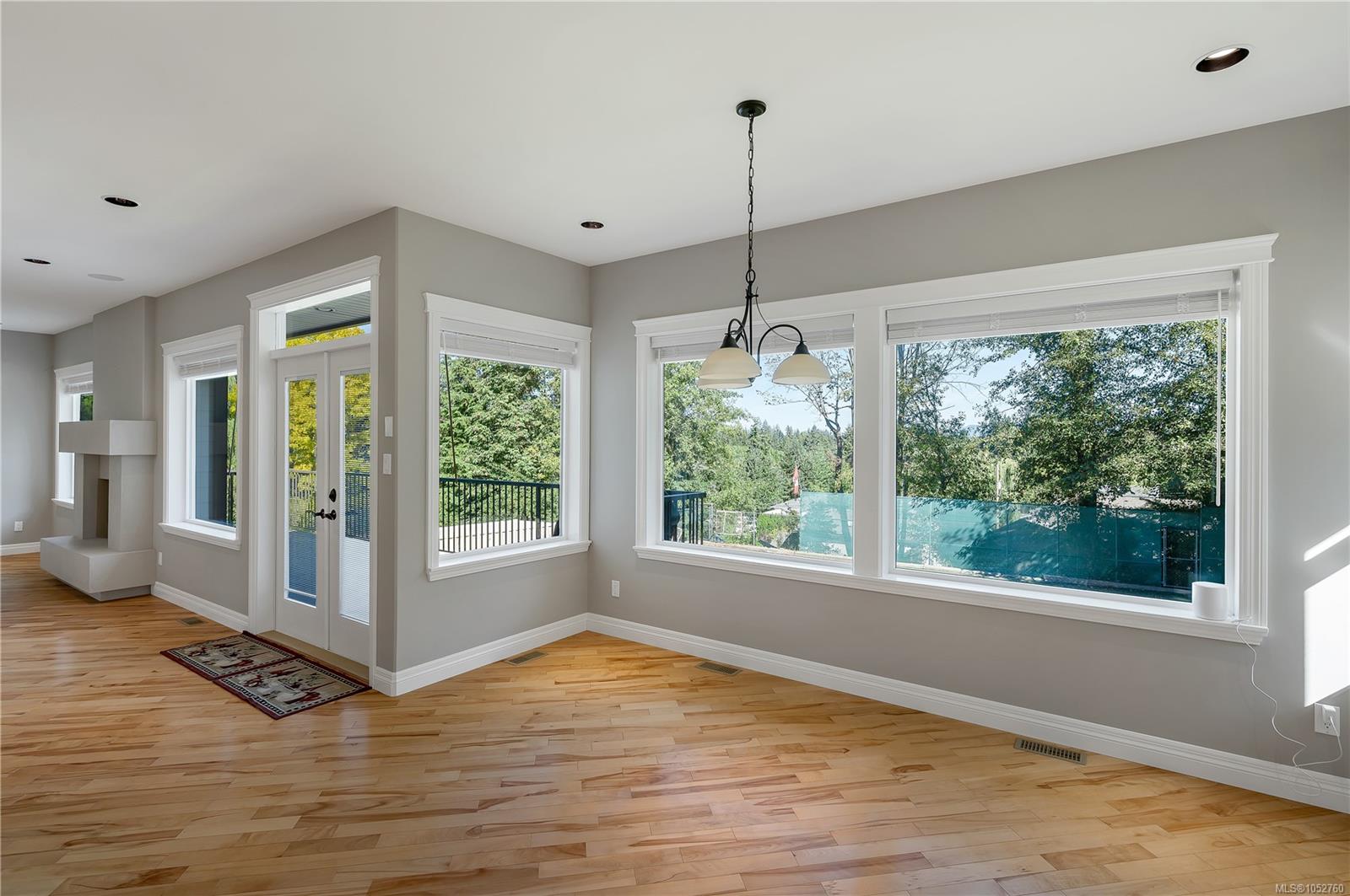 830 Pinecrest Rd — listing photo 12 of 68